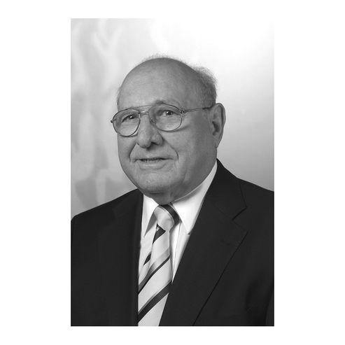 Unternehmensgründer Herr Adolf Sievers